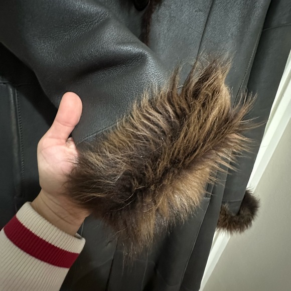 Ladies Shearling Coat - Picture 2 of 4